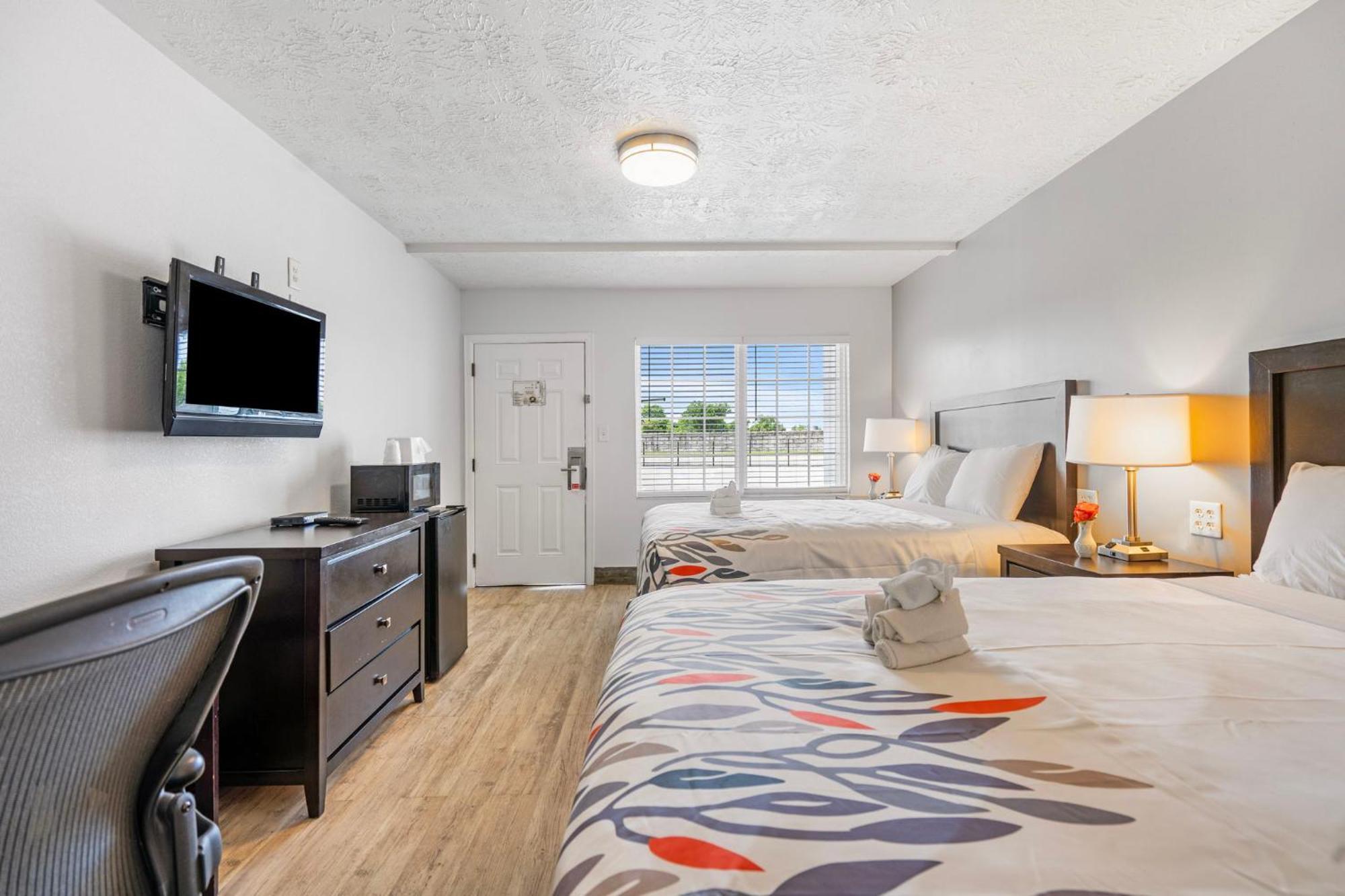 Budgetel Inns & Suites Augusta Downtown 706-945-1238 Buitenkant foto