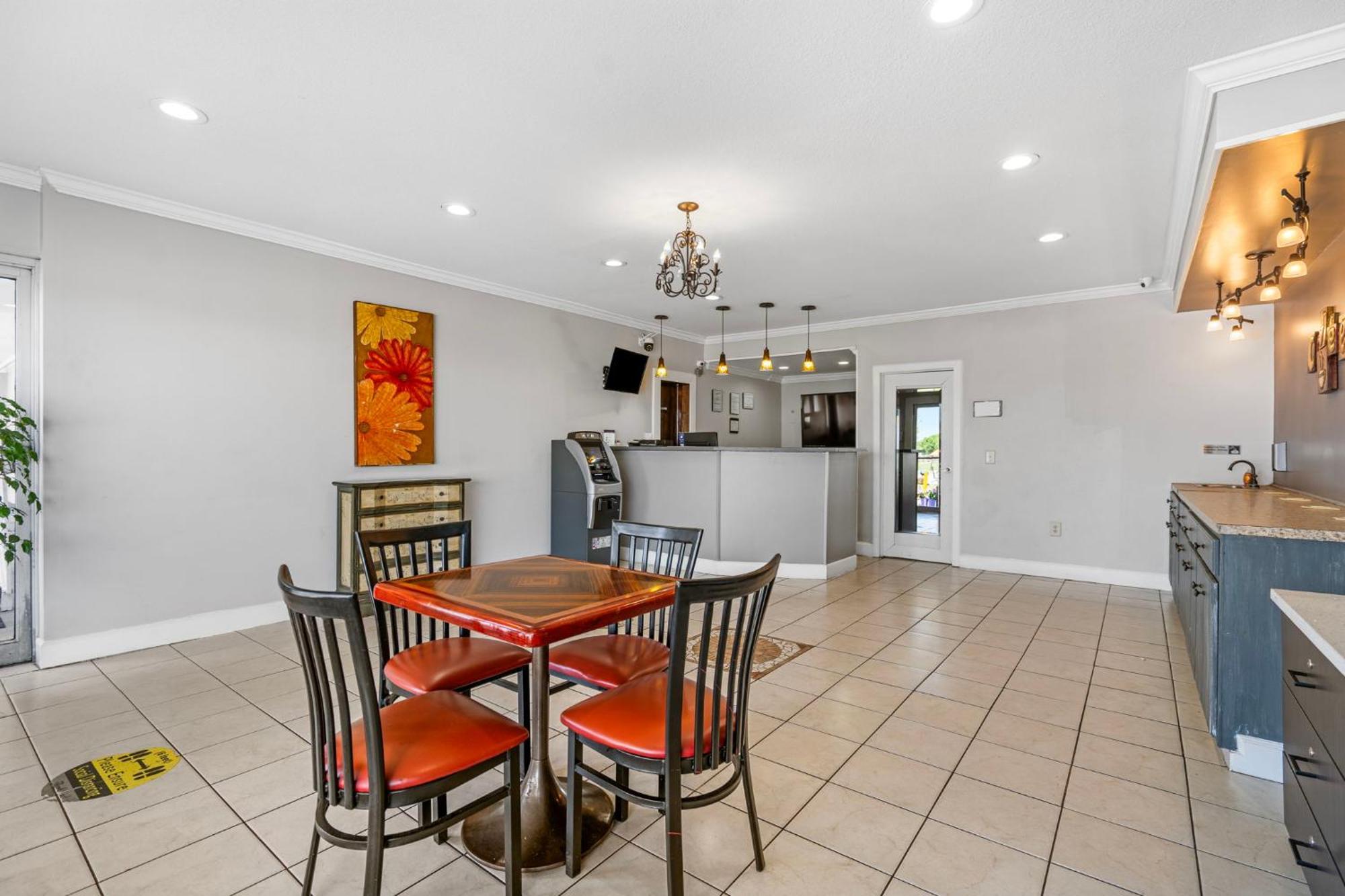 Budgetel Inns & Suites Augusta Downtown 706-945-1238 Buitenkant foto